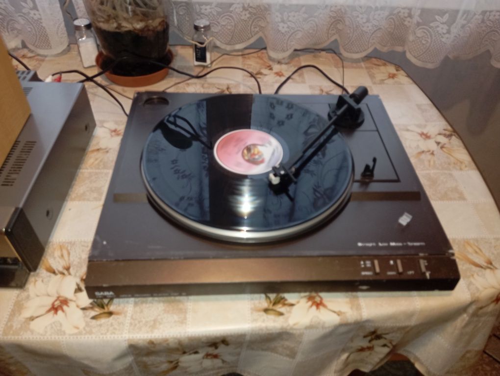 Грамофон Saba PSP15