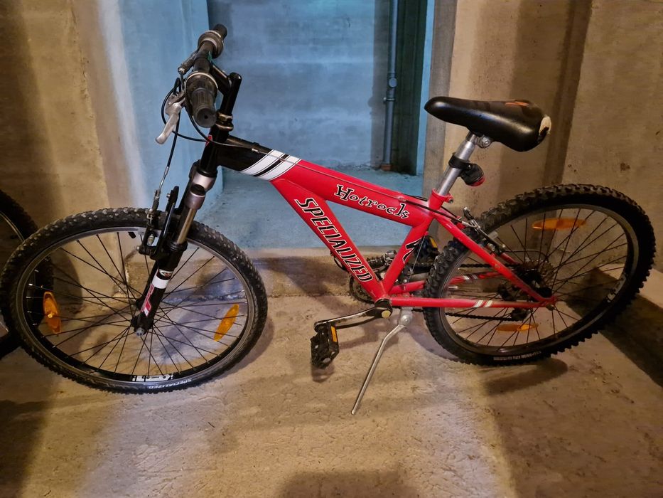 Vand biciclete 500 ron ambele