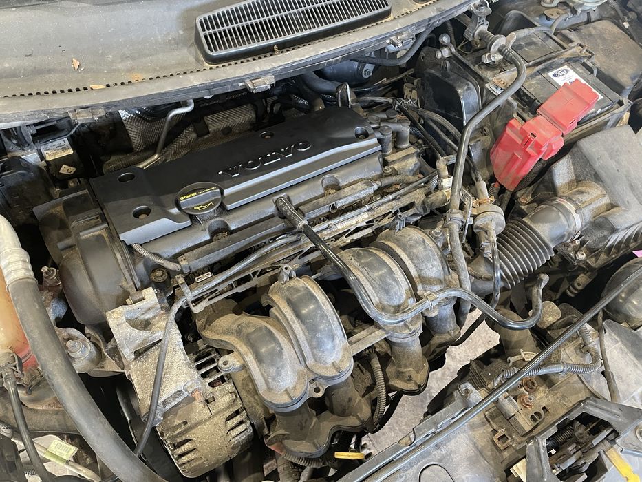 Capac motor Ford 1,25/1,4/ benzina 2009-2012