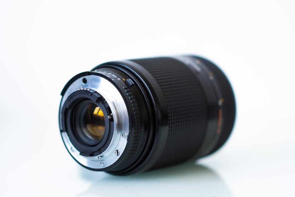 Obiectiv NIKON 70 - 210 mm Af Nikkor