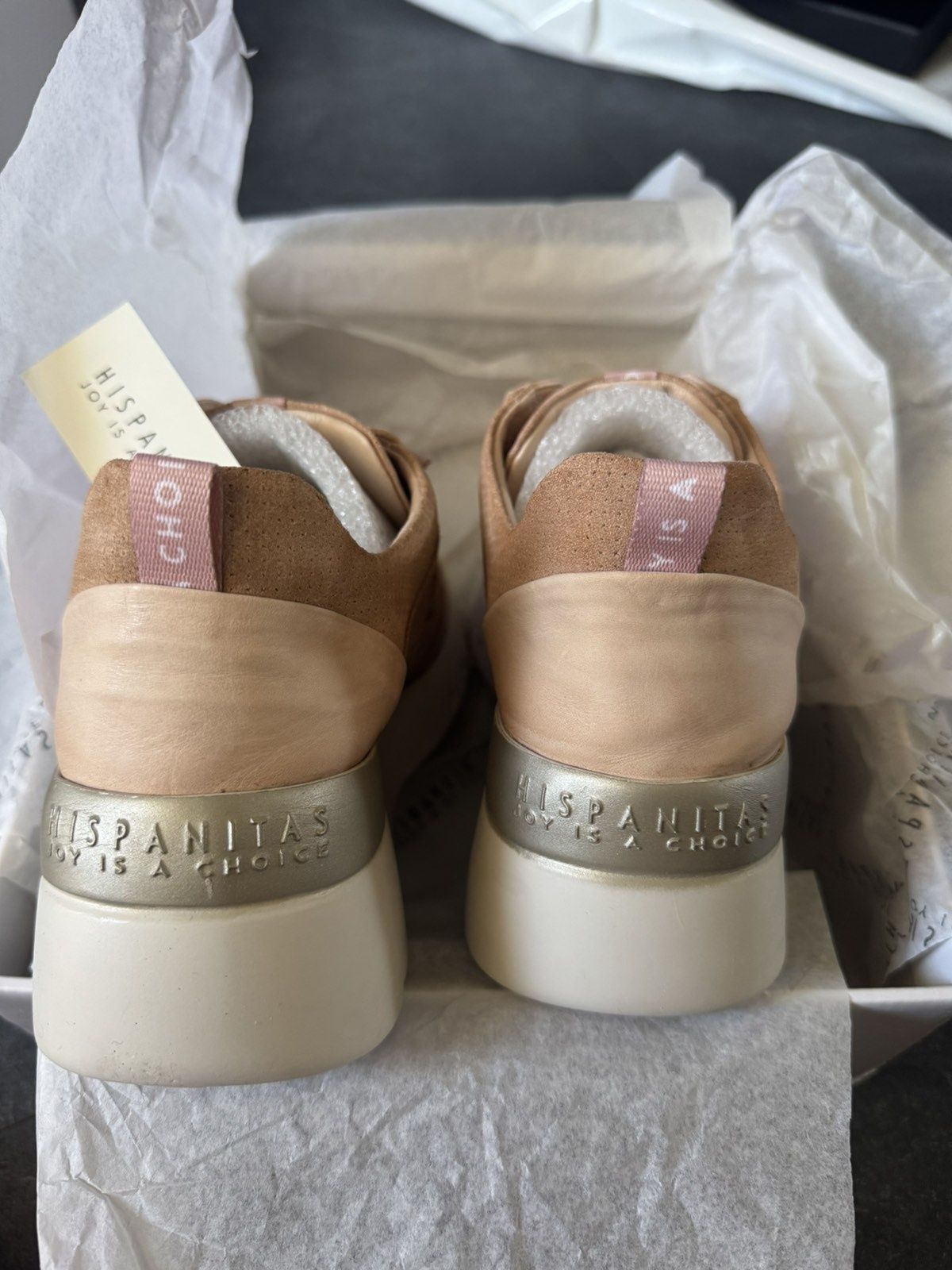 Маратонки Hispanitas, Karl Lagerfeld, Liu Jo, Guess 39