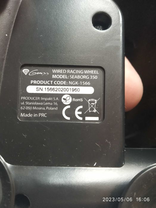 Vând volan cu pedale Genesys compatibil cu PC și PS 3
