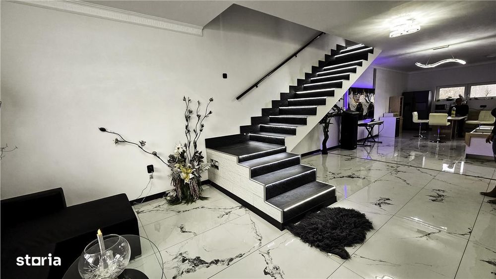 TVA 0% Casa 3 dormitoare cu 140 mp utili, 500 mp tere in Livezeni, LA