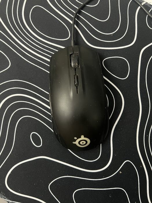 СРОЧНО! Игровая мышь вместе с ковриком