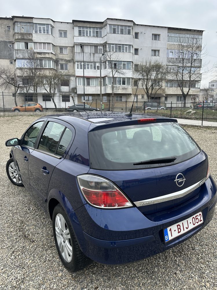Opel astra h/1.7 Diesel /Piele / Navi / Full
