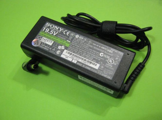 Зарядник на ноутбуки SONY и от других адаптеры зарядки блоки питания к