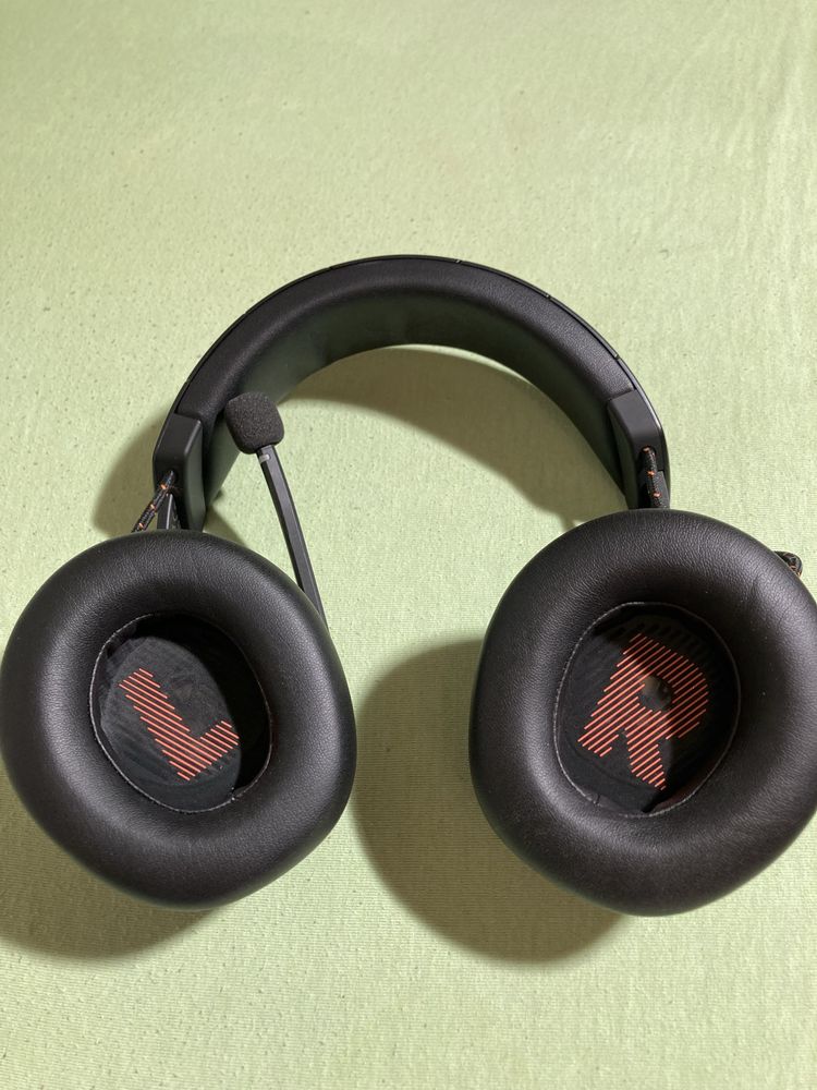 Слушалки JBL QUANTUM 610