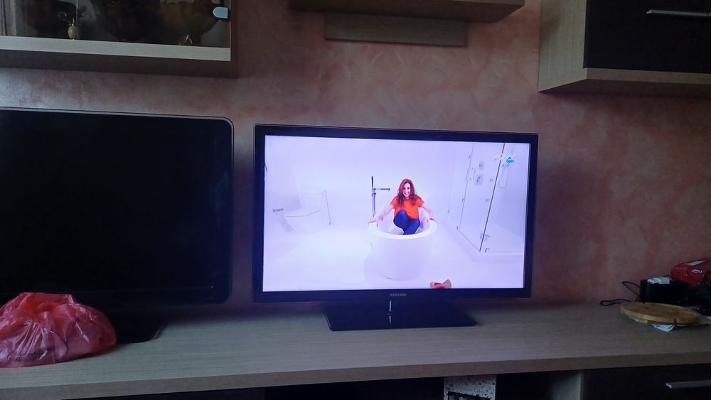 Vând televizor Panasonic