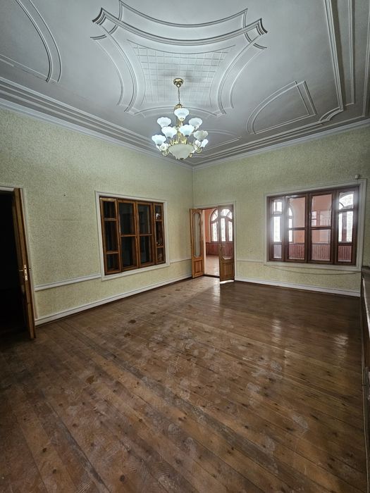 Узимники Назарбек, Арка кучада