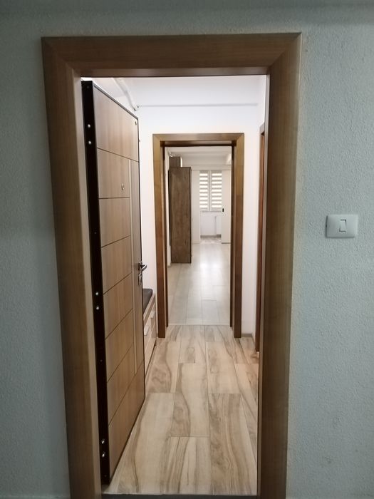 Inchiriez garsoniera confort 1