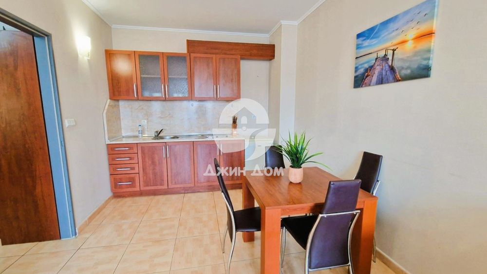 Продава се Двустаен апартамент в к.к. Слънчев бряг - 72 кв.м за 1056 €/кв.м - Снимка #2