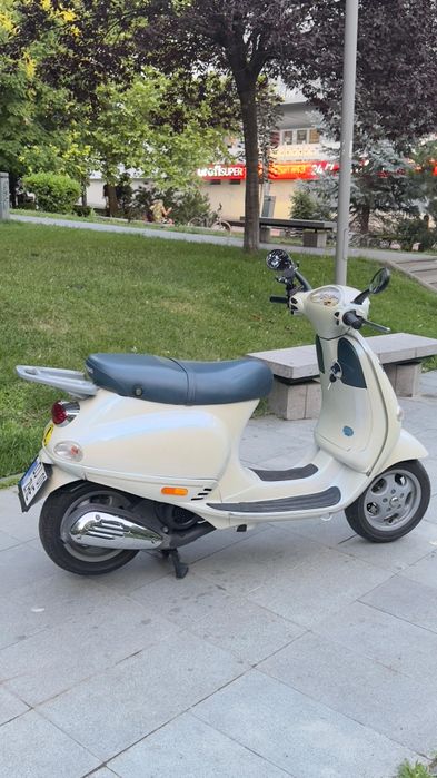 Piaggio Vespa et4 150cc