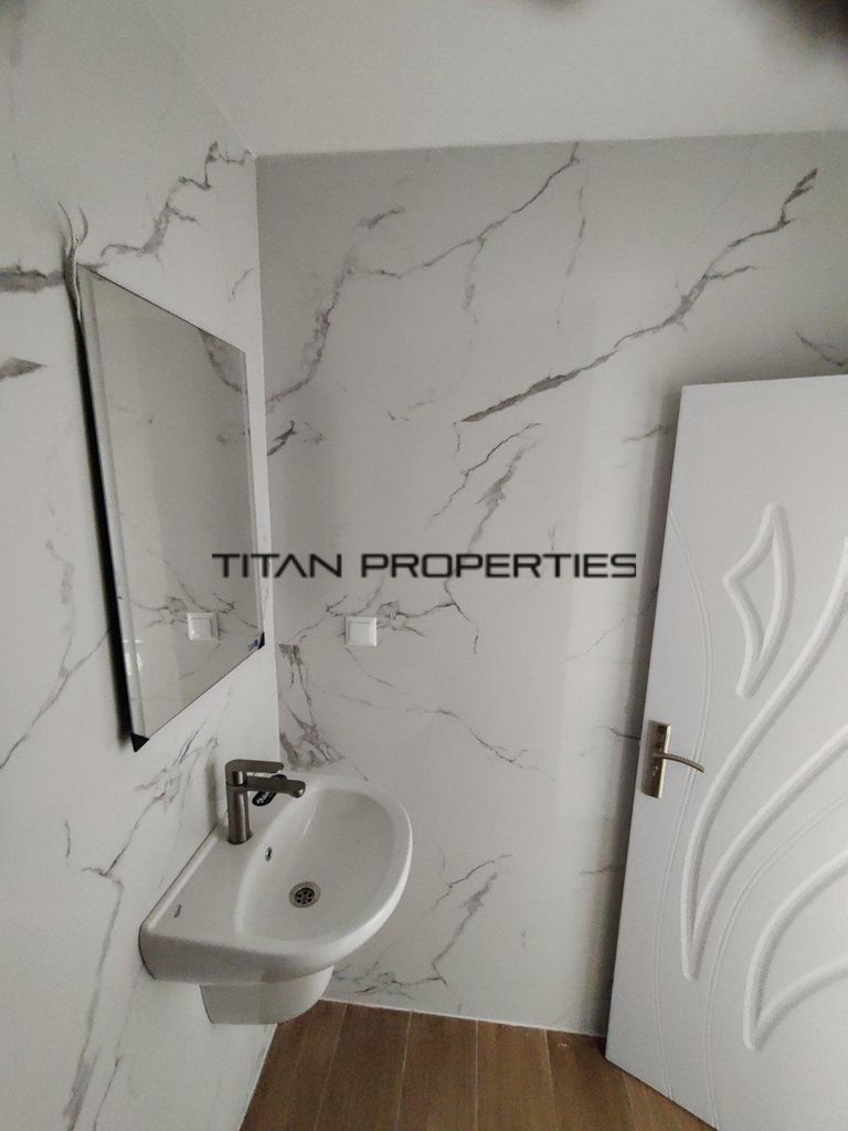 Продава се Тристаен апартамент в Бургас, Долно Езерово - 143 кв.м за 1504 €/кв.м - Снимка #10