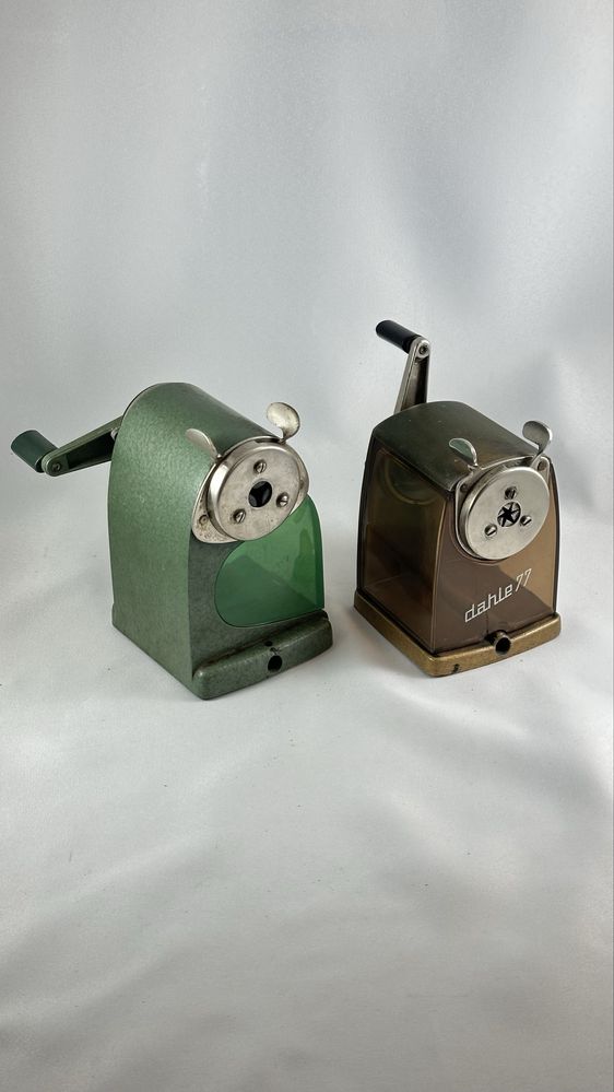 Ascutitoare vechi cu manivela Faber Castel vintage de colectie