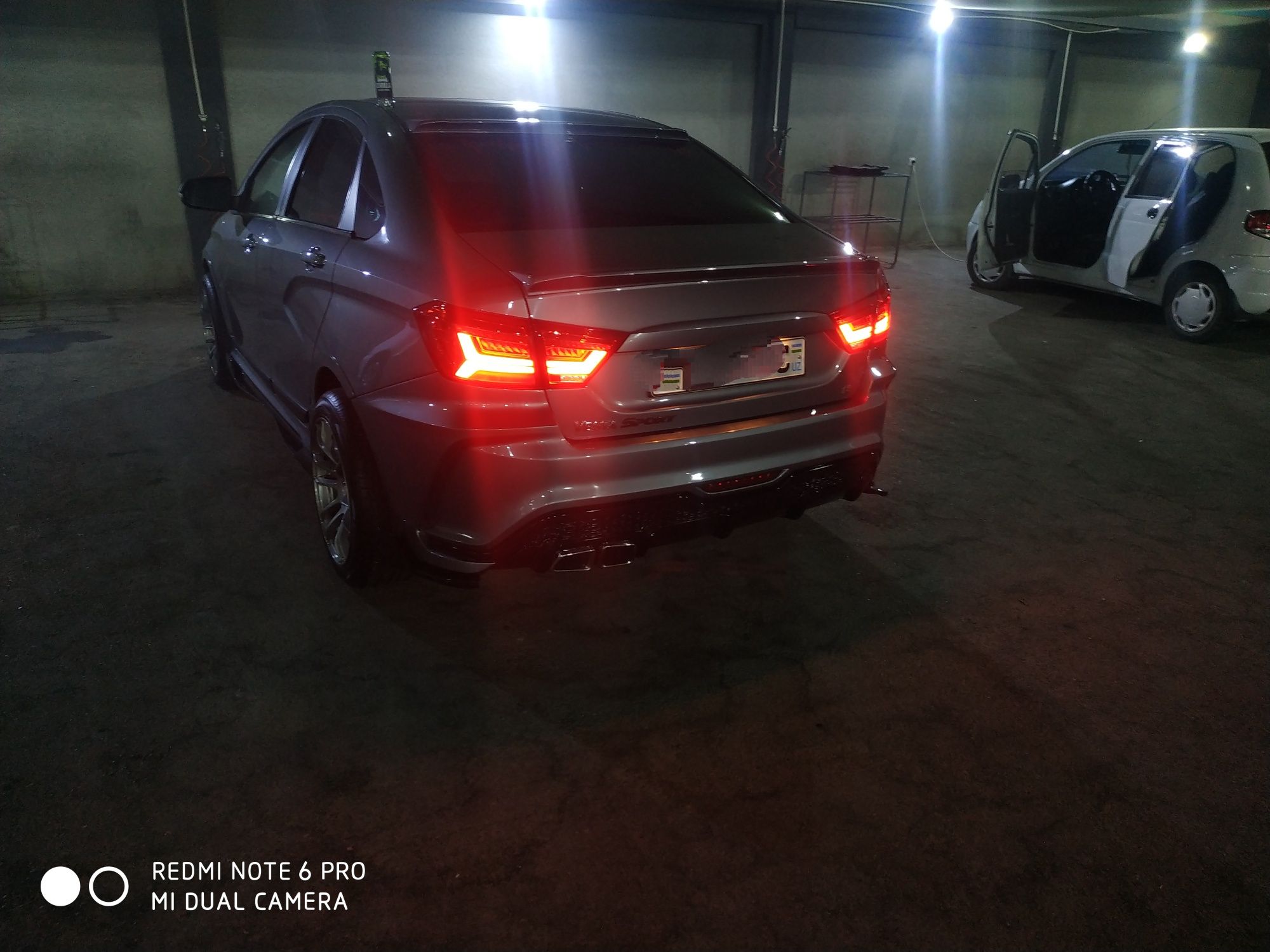 Лада веста 1.8 спорт