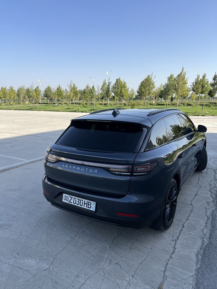 Leap Motor C11 Performance zakaznoy varyant