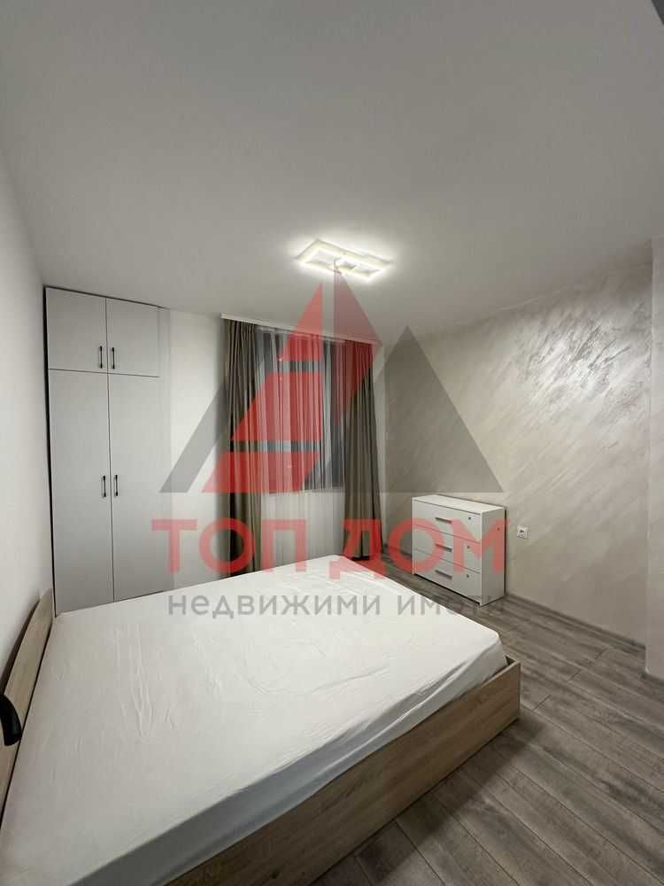 Дава се под наем Четиристаен апартамент в Варна, Възраждане 1 - 110 кв.м за 714 € - Снимка #4