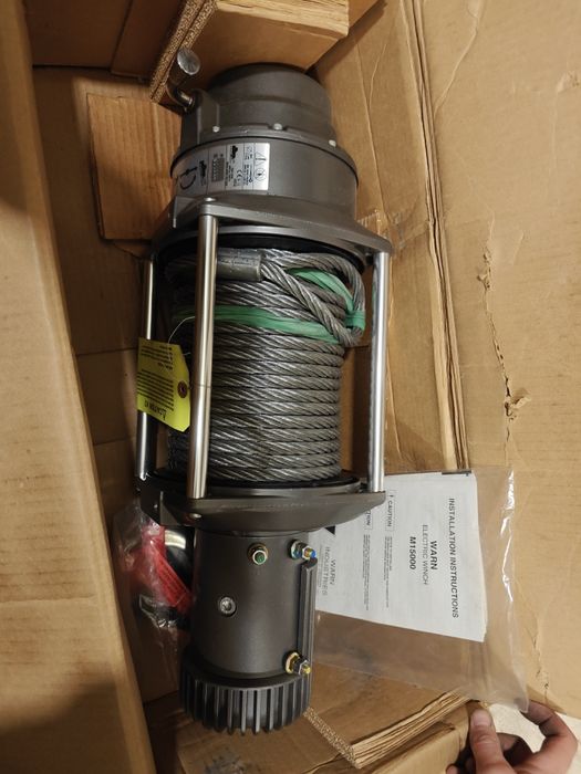 Лебедка новая WARN оригинал  24вольта 15 тонн