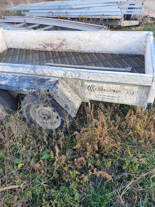 Ремарке за багер ,  ремарке фургон