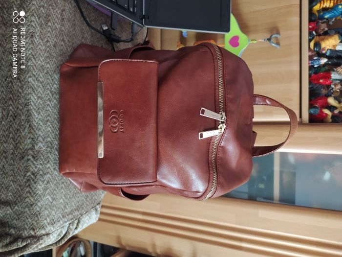 Rucsac  coofit  maro si geanta PIMKIE
