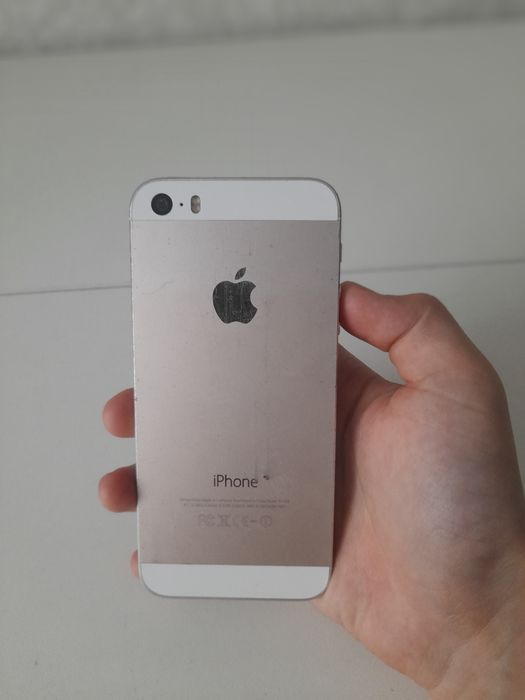 Продам IPhone 5s