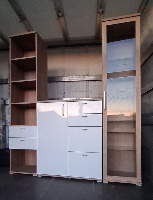 Anunț de Vânzare: Set Mobilier Living/Dormitor Modern