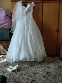 Платье свадебное размер 48-52 корсет