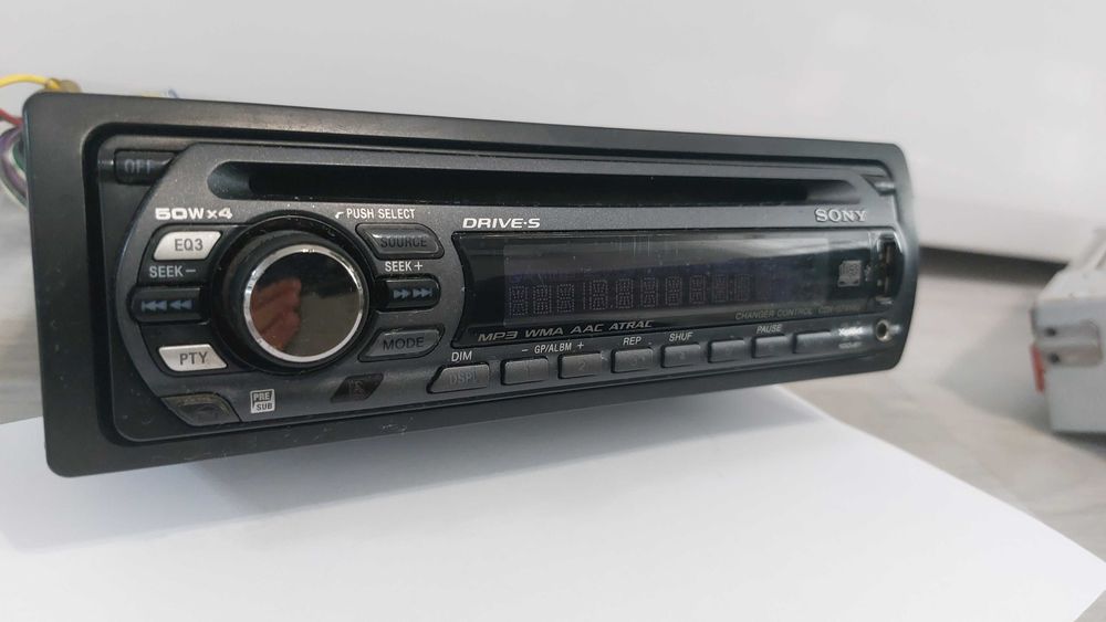 Продавам Sony Media Player MP3 4x50W с USB – В добро състояние