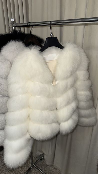 Haina de blana naturala de vulpe