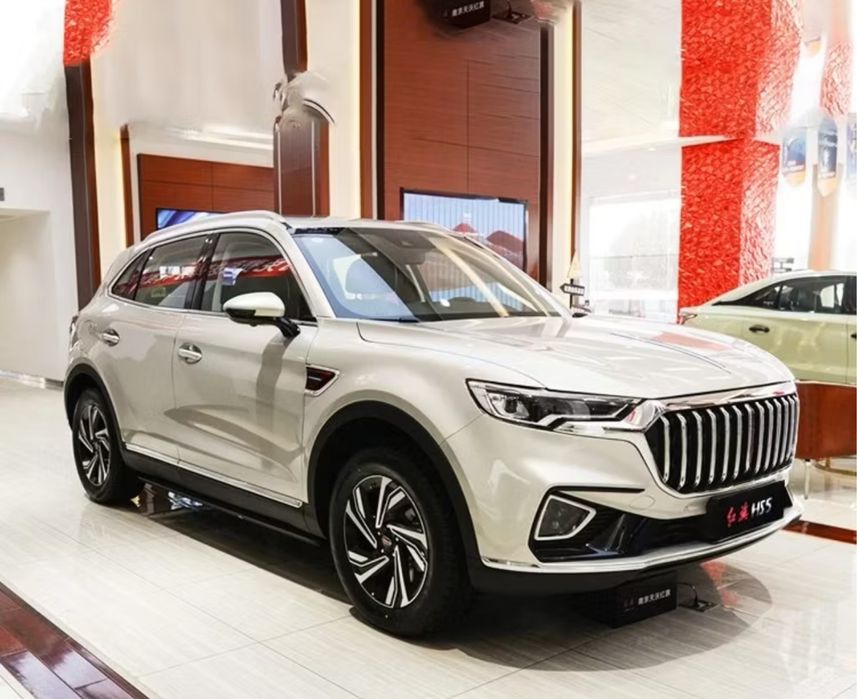 HONGQI HS 5 машина своя в хорошем состояние