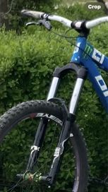 Вилка RockShox Domain 160mm