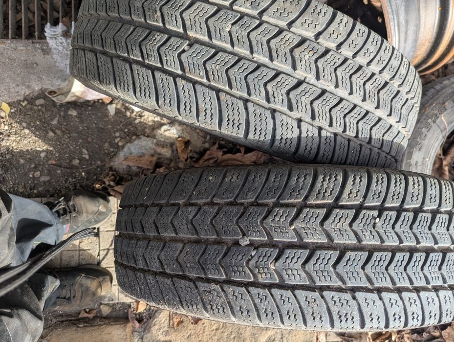 Зимни гуми за бус