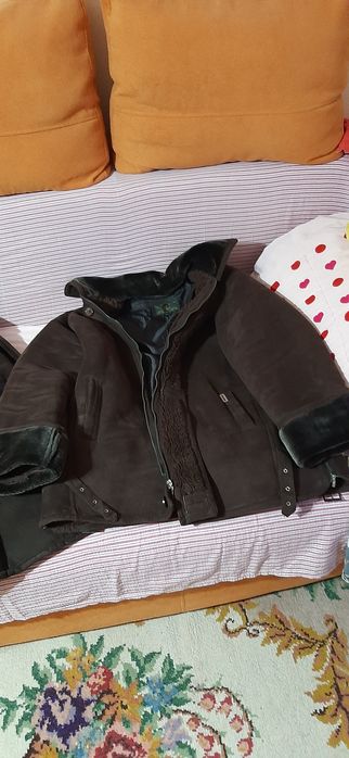 Haine groase iarna barbat si femeie