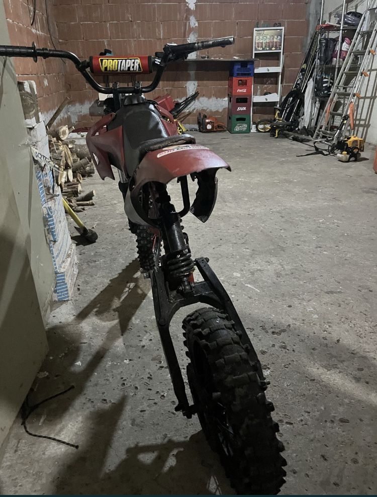 Vând cadru cross 125 cc