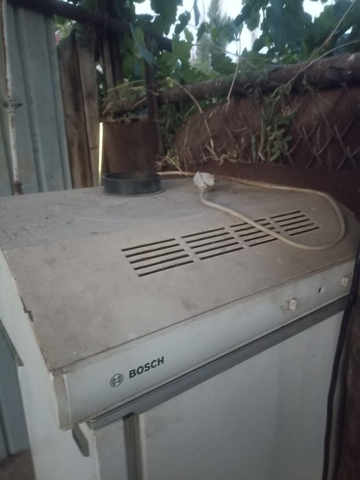 Вытяжка бу,недорого продам