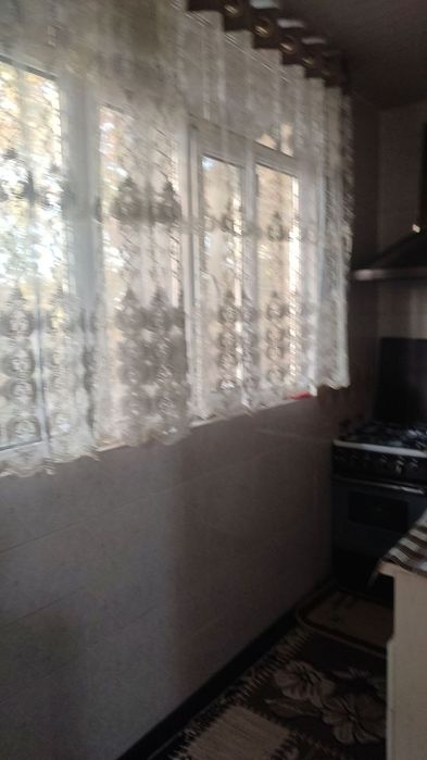 Чилонзор 20 да 2 хона 3 хона килинган уй арендага берилади