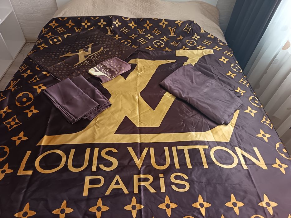 Сатенен спален комплект