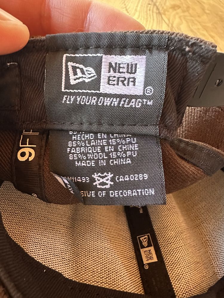 Оригинална шапка New Era 9Fifty Snapback x DC Shoes – унисекс