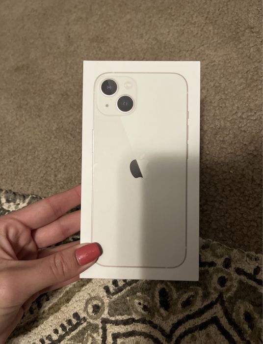 iPhone 13 / 256 GB / Всё работает / Коробка+зарядкa