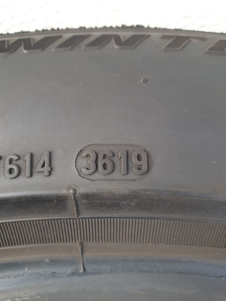 Зимни гуми 2 броя PIRELLI SotoZero3 205 60 R17 дот 3819