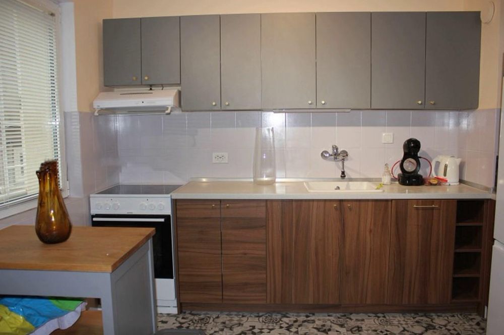 Дава се под наем Тристаен апартамент в София, Център - 80 кв.м за 750 € - Снимка #2