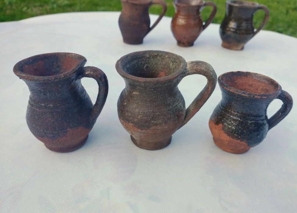 Set 9 cești din ceramică