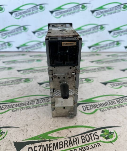 Radio cd Dacia Logan prima generatie (facelift)