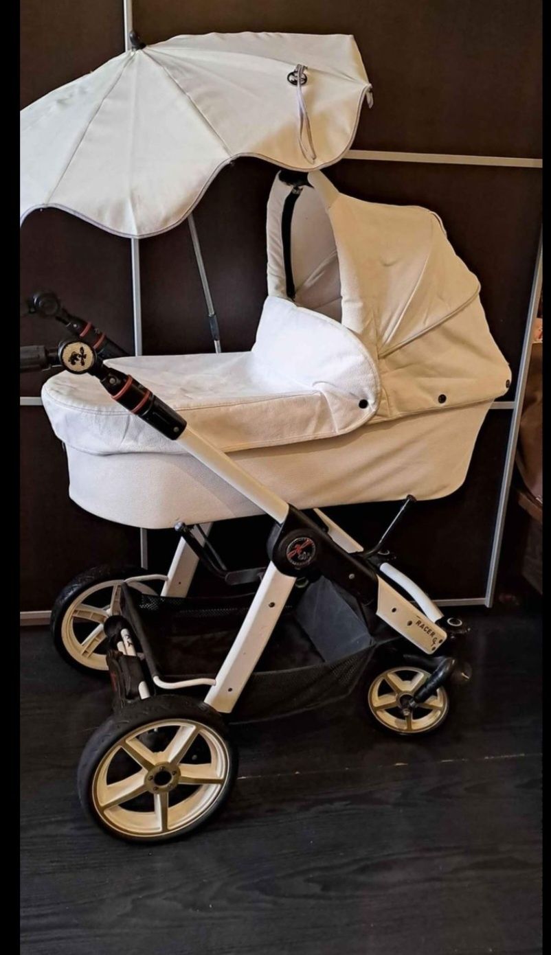 Бебешка количка с два коша от 0-6месеца и 6+ Hartan racer GT