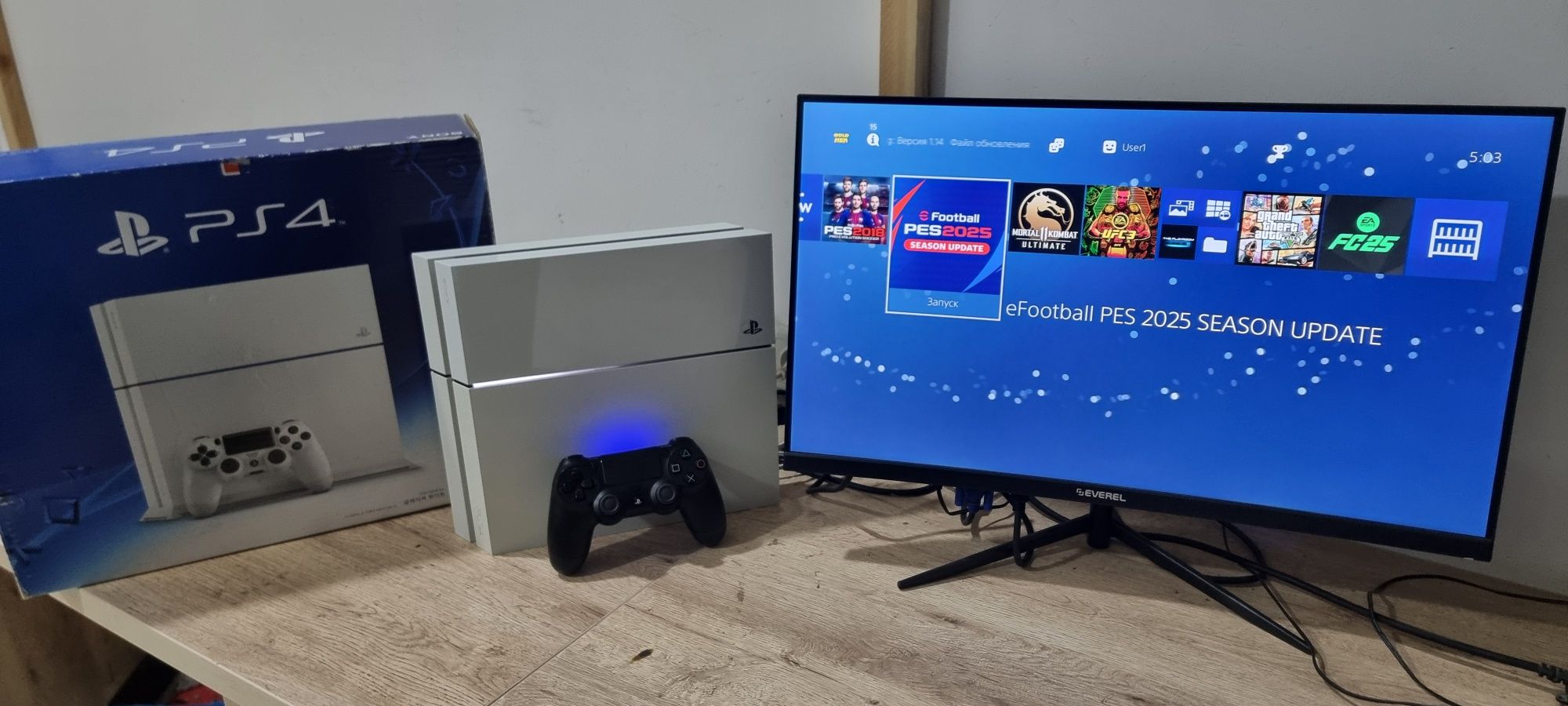 PlayStation 4 Orginal 500GB 9.6 версия GoldHen ( каропка документи бор