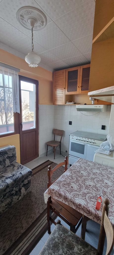 Продава се Двустаен апартамент в Разград, Орел - 60 кв.м за 1020 €/кв.м - Снимка #4