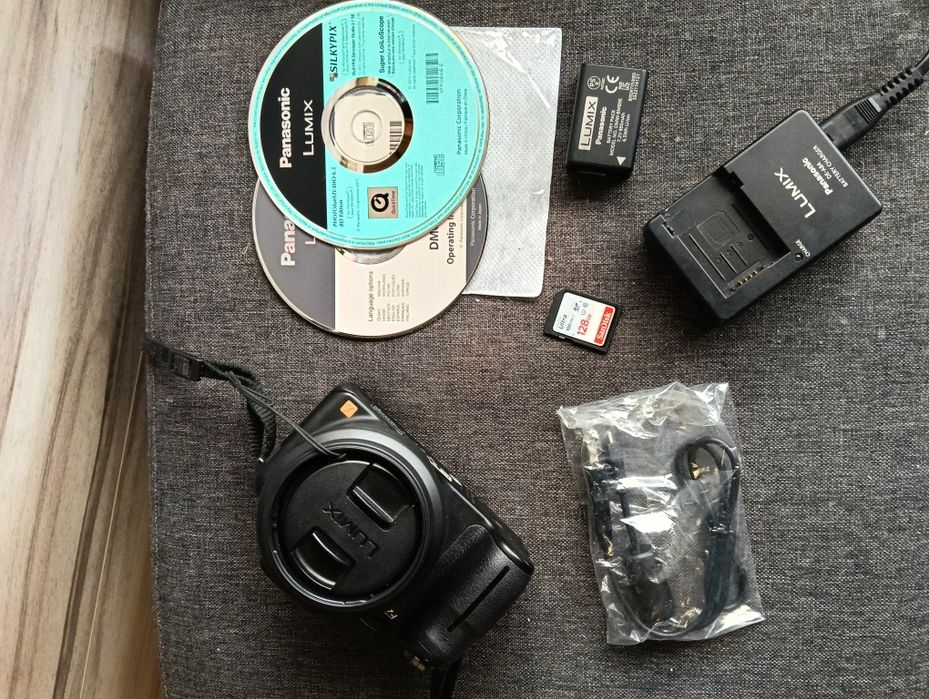 Lumix FZ150 made in Japan