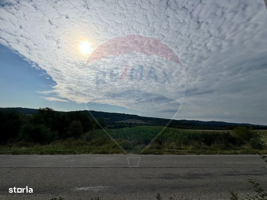 Teren spectaculos de vânzare în Drăghici