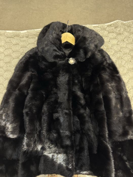 Норковая шуба в черном цвете