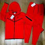 Nike tech fleece червен